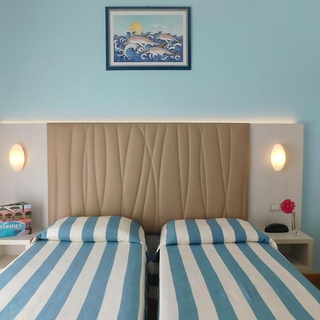Hotel Oceano Марина-ди-Пьетрасанта Экстерьер фото