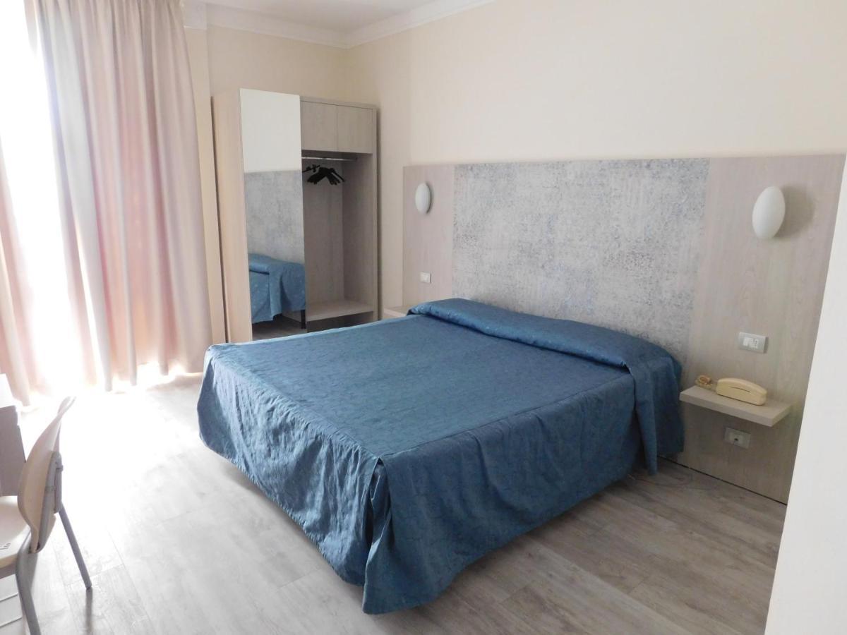 Hotel Oceano Марина-ди-Пьетрасанта Экстерьер фото