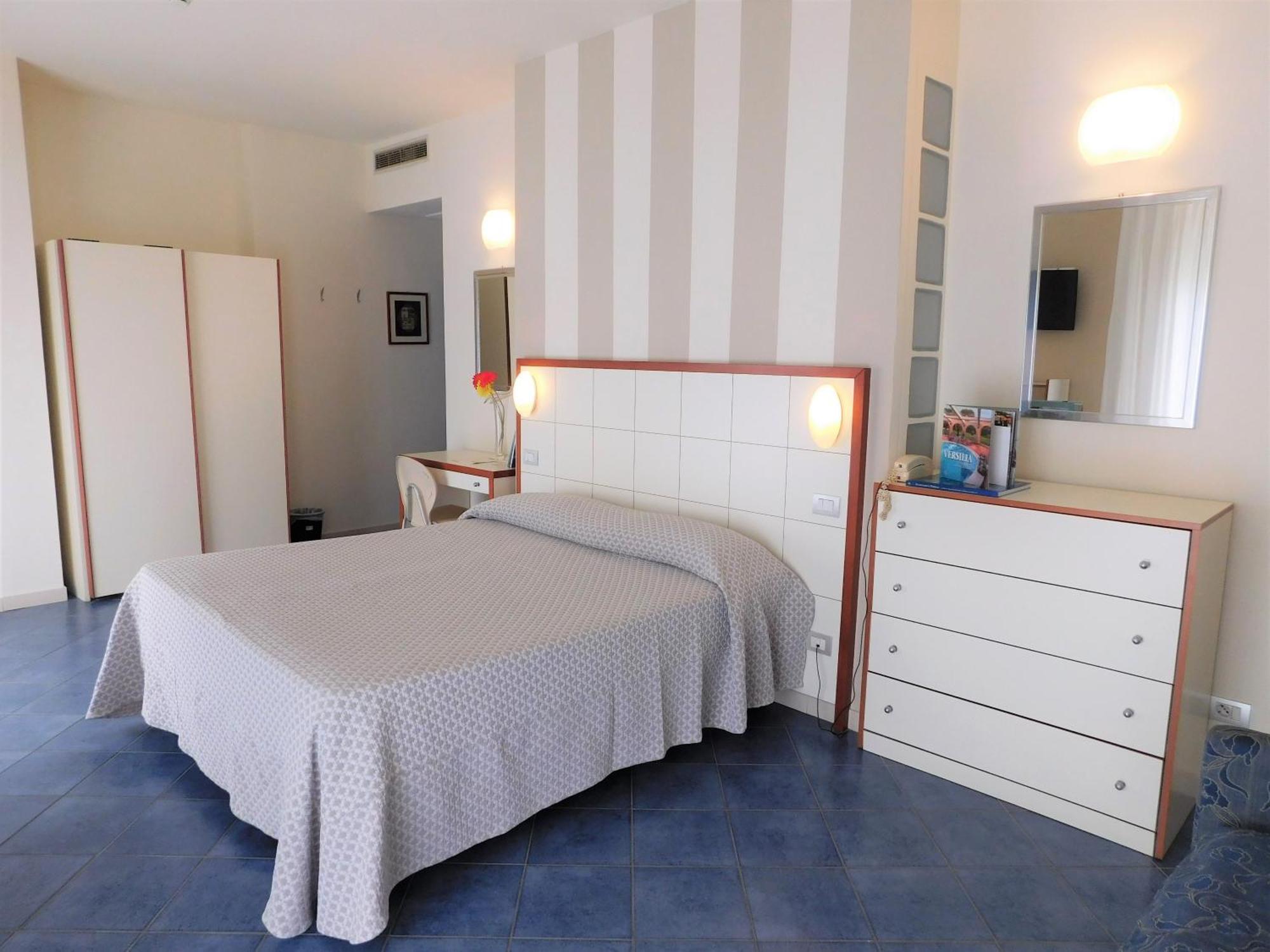 Hotel Oceano Марина-ди-Пьетрасанта Экстерьер фото