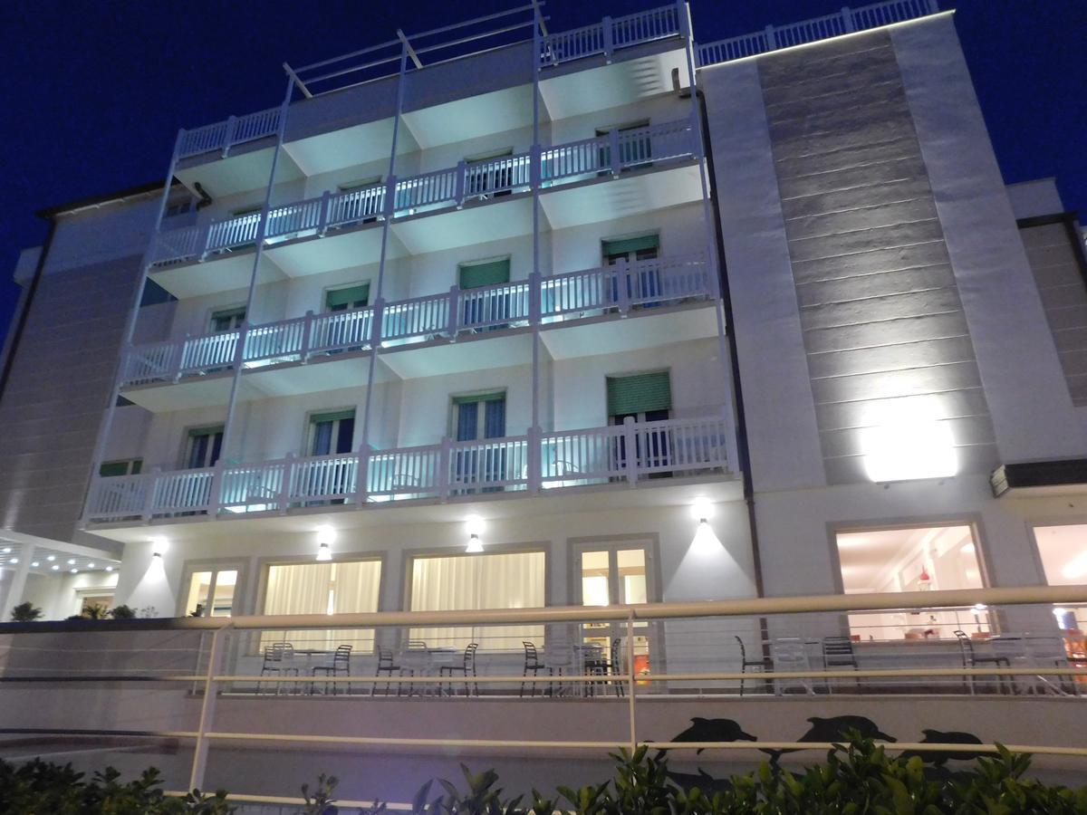Hotel Oceano Марина-ди-Пьетрасанта Экстерьер фото